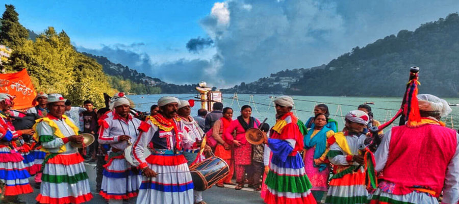 local-etiquette-and-customs-you-should-know