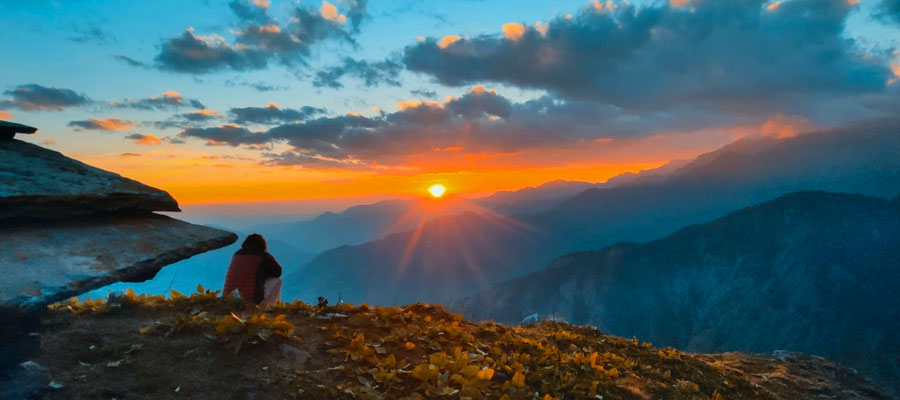 Best Places for Sunset and Sunrise Views in Ranikhet