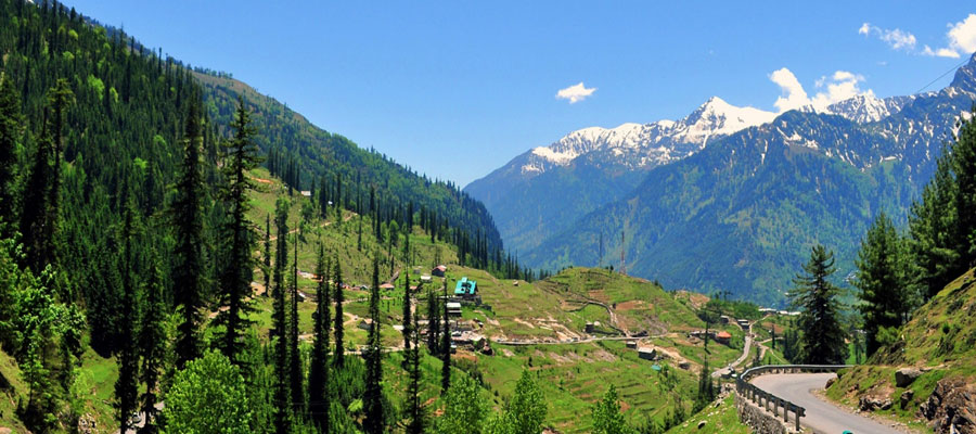 exploring-the-himalayan-foothills-from-rishikesh